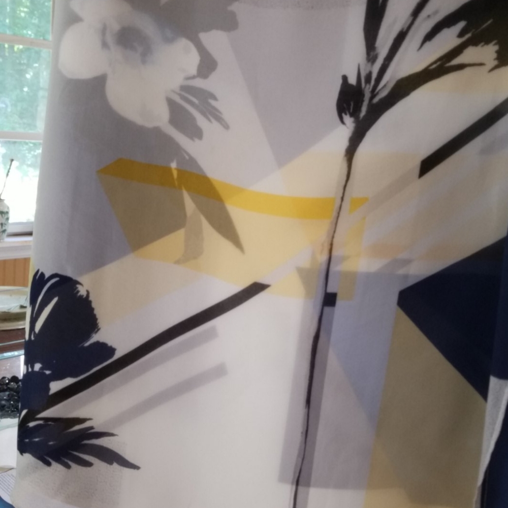 Blouse - Picture 2 of 2